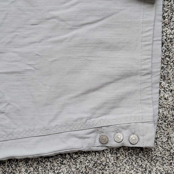 Gloria Vanderbilt Light Grey Capris!!! - Picture 5 of 10